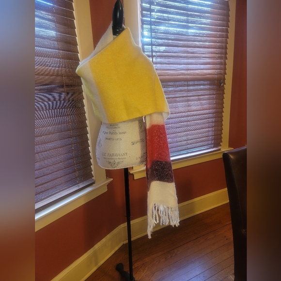 Urban Outfitters MULTI COLOR Scarf - Picture 5 of 13